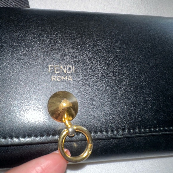 Fendi Wallet on Chain- Leather - Picture 2 of 12